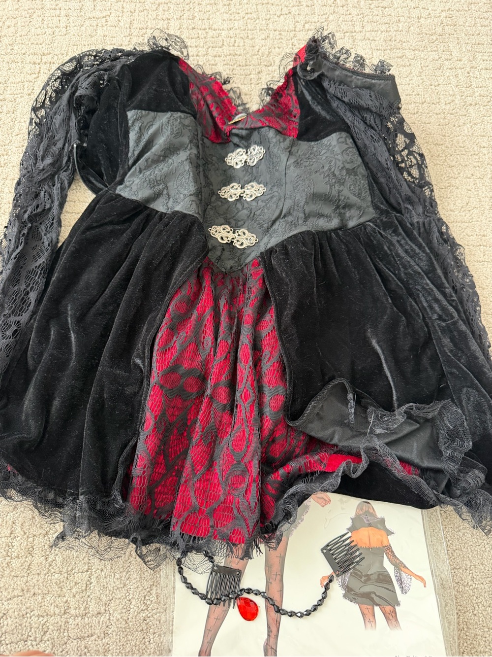 Leg Avenue Victorian Vampire Costume - Black & Burgundy Lace Dress - Picture 3 of 6